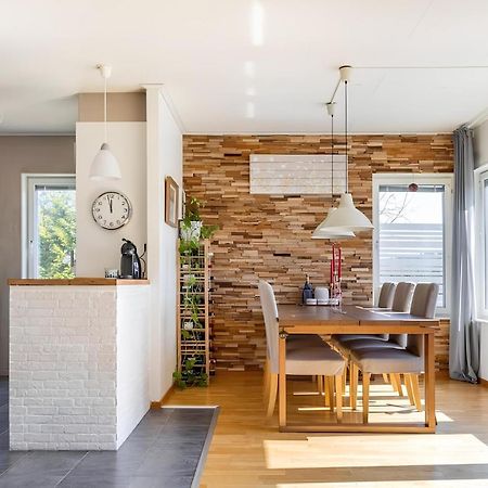 Nordic Lights Villa Сигтуна Экстерьер фото