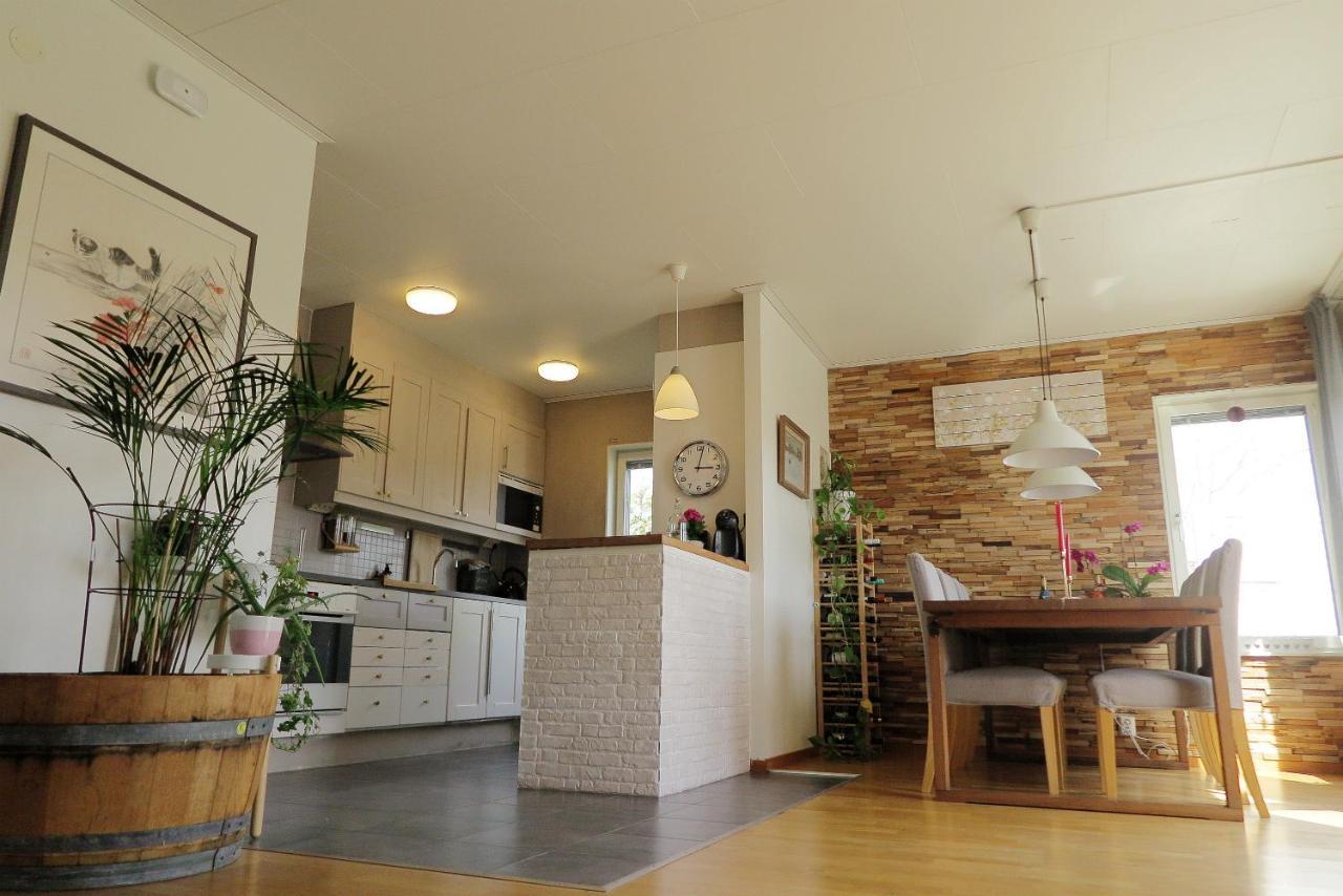 Nordic Lights Villa Сигтуна Экстерьер фото