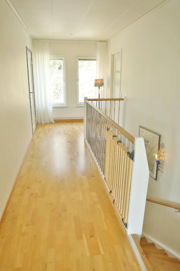 Nordic Lights Villa Сигтуна Экстерьер фото